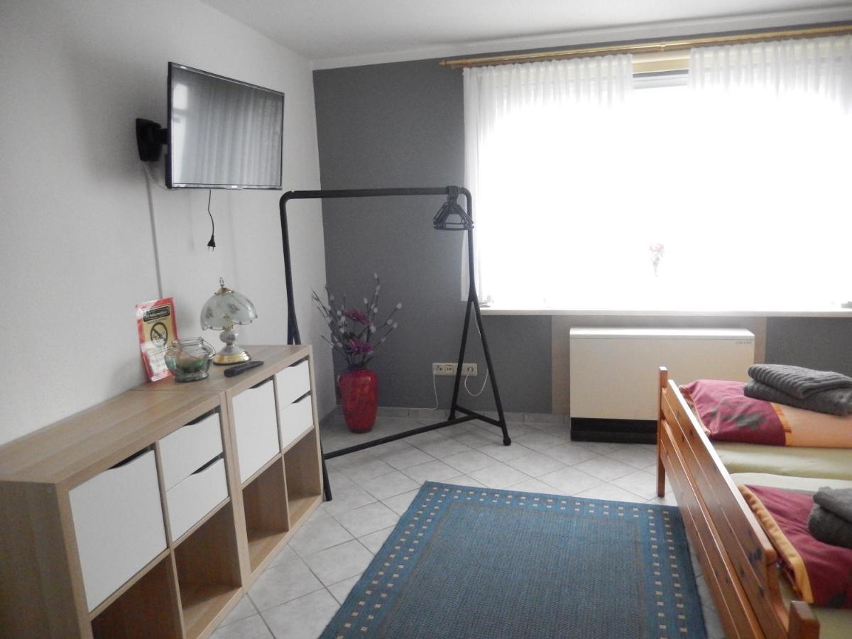 Ferienwohnung Ebeling Under Rainbow Dassel Екстериор снимка